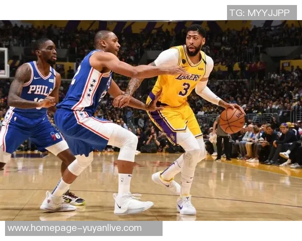 太阳队与湖人激战正酣谁能在这场对决中笑到最后